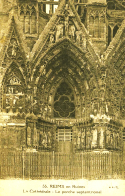 la cathédrale de Reims bombardée pendant la guerre de 1914 1918