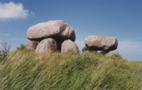 constructions mégalithiques au Danemark le dolmen du Somarkedyssen sur l'ile de Mon