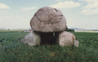 constructions mégalithiques au Danemark le dolmen du Stendysse Raby sur l'ile de Mon