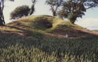 constructions mégalithiques au Danemark Le tumulus Jaettestue sur l'ile de Mon